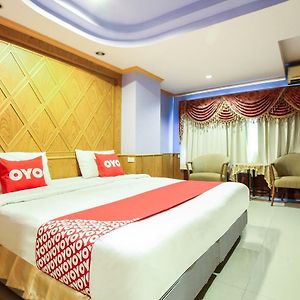 Deluxe Zimmer mit Kingsize-Bett